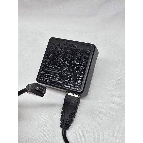 Nikon COOLPIX S33 13.1MP 3x Zoom Waterproof Compact Digital Camera Blue - Picture 5 of 13